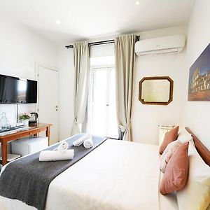 Chambre Budgétée Lit King-Size