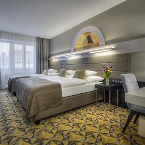 Chambre Standarde Triple