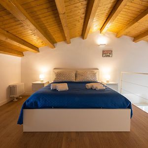 Shanti Holiday House