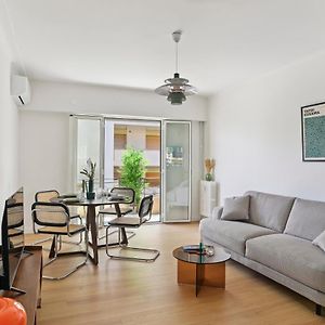 Designer Flat, Luxurious, Close From Palais, Terrasse, Private Garage, Air Conditoning