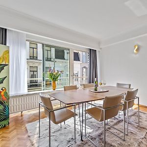 Appartement à 2 Chambres à Coucher