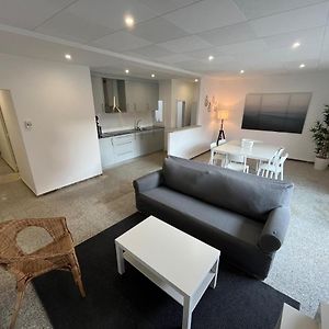 Appartement à 3 Chambres à Coucher
