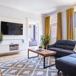 Appartement à 3 Chambres à Coucher