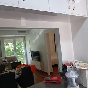 Appartement à 3 Chambres à Coucher