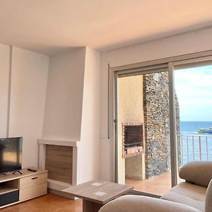 Luminoso Apartamento Frente Al Mar Con Piscina