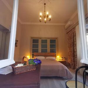 The Traditional Athenian House For 6, Near Metro