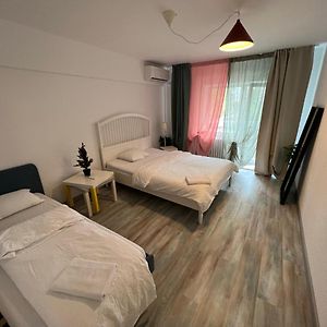 Green Apartment 36