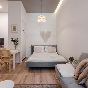 A62 - Akacfa Street Central Residence - Best Location By Bqa