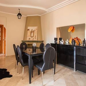 A Stunning 2 Bedroom Hivernage