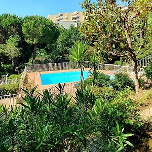 Exceptionnel Studio Nice Proche Mer Avec Piscine, Parking Et Terrasse
