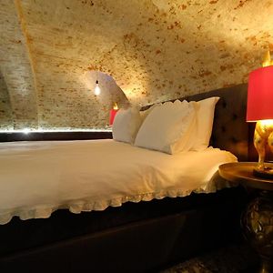 Secret Jacuzzi Mons - Parking Prive Gratuit