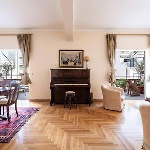 Appartement à 2 Chambres à Coucher