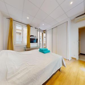 Charming 2 Bedroom Haven Steps Away From Prince'S Palace