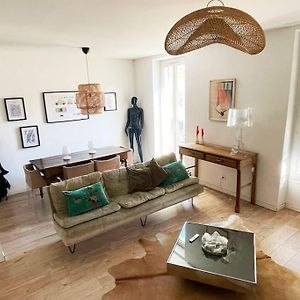Appartement à 2 Chambres à Coucher