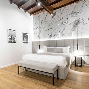 Home At Rome Luxury Navona