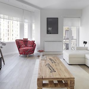 Appartement à 2 Chambres à Coucher