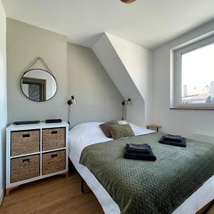 Appartement à 2 Chambres à Coucher