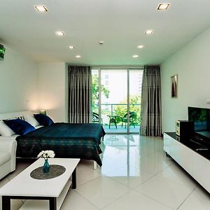 Laguna Heights Condominium