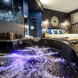 Le Legendary Spa, Hypercentre Avec Sauna, Balneo Et Wifi Par Sovalfi