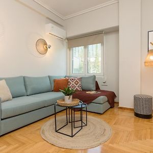 Spacious 2 Bedroom Apartment In Koukaki