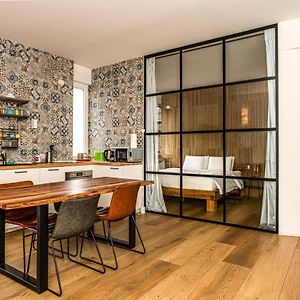Luxury Flat by Central Station / Unique View