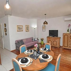 Verica House
