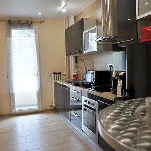 Appartement à 2 Chambres à Coucher