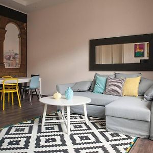 Appartement à 2 Chambres à Coucher