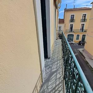 T2 Climatise Avec Balcon A Proximite Du Centre Ville