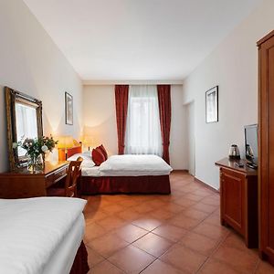 Chambre Standarde Triple