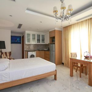 Studio de Luxe