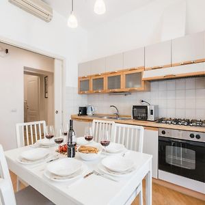 Appartement à 3 Chambres à Coucher
