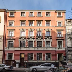 Charming Apartment In The Old Town
