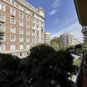 Avenida Gaudi Barcelona