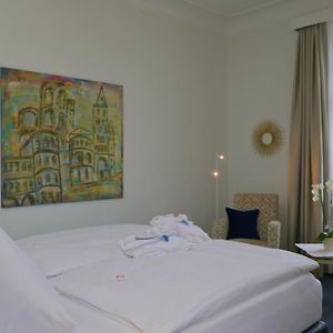 Chambre Standarde Lit Queen-Size