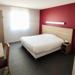 Chambre Lit King-Size avec Accès aux Personnes Handicapées