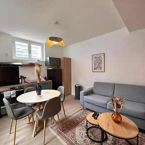 Appartement à 2 Chambres à Coucher