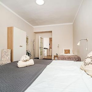 Appartement à 2 Chambres à Coucher