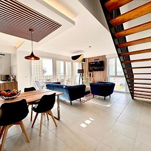 Duplex - Vue Mer Exceptionnelle - Quartier Euromed-Avec Box