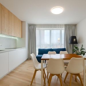 Appartement à 2 Chambres à Coucher