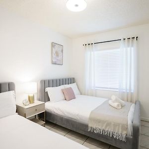 Appartement à 2 Chambres à Coucher