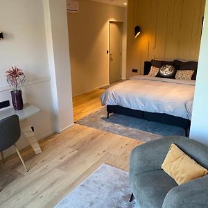 Good Mood - Chambres Et Suite