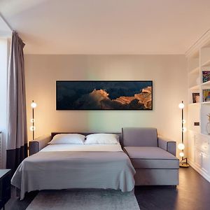 Hl Luxury Duomo Apartment - Via Torino, Montenapoleone
