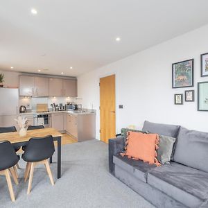 City Centre Apartment With Roof Terrace.