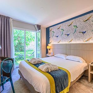 Chambre Confort Lit Queen-Size