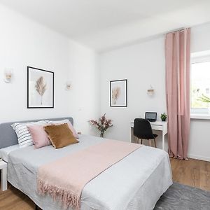 Superapart Nowolipki 23, Unwind In Urban Chic Apartament