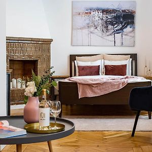 Appartement à 3 Chambres à Coucher