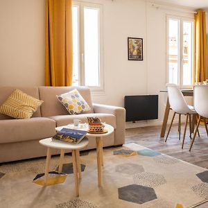 Appartement à 2 Chambres à Coucher
