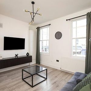 Spacious Serenity In The Heart Of Central London