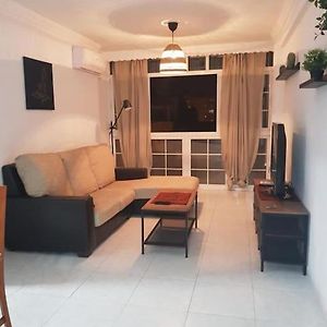 Appartement à 3 Chambres à Coucher